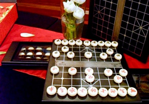 Kỷ lục "siêu giá" của bánh Trung thu "đại gia" ảnh 1